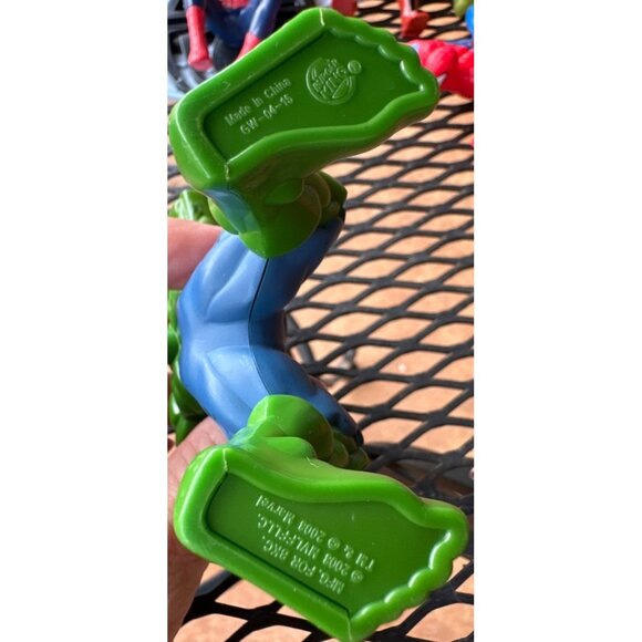 Mix Lot of 8 Marvel Plastic Collectible Toys Spiderman Hulk 1991 Wolverine (READ - Picture 3 of 13